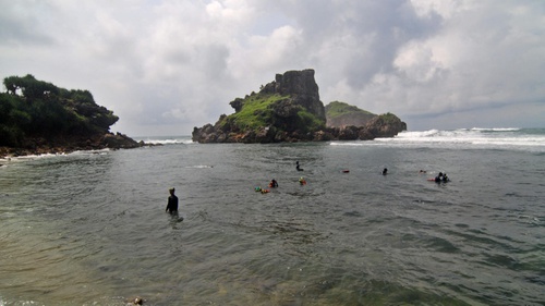 Pantai Gunung Kidul Pilihan Favorit Libur Lebaran Di Yogya