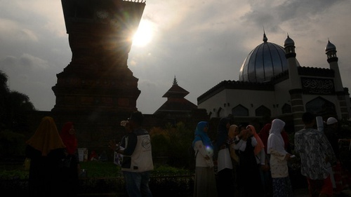 Tan Go Wat Datang Dari Cina Lalu Mengislamkan Jawa