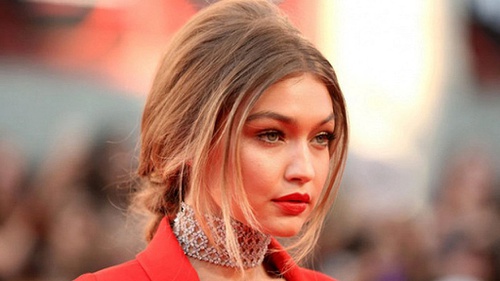 Gigi Hadid Katy Perry Batal Tampil Di Victorias Secret