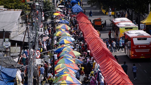 Suara Suara Pro Kontra Penataan Pasar Tanah Abang Ala Anies Sandi Tirto Id