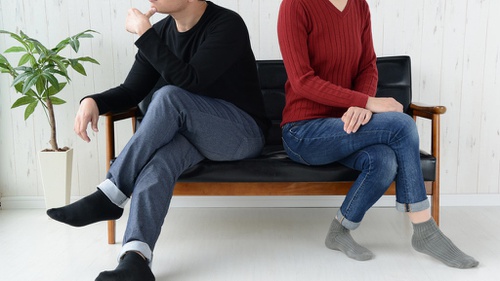 Mengenal Silent Treatment, Perilaku Mengabaikan yang Menyakitkan - Tirto.ID