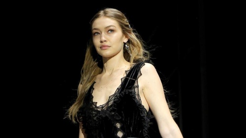 Gigi Hadid Di Antara Privasi Hak Cipta Dan Eksistensi Diri