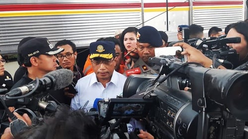 Ketua Dpr Minta Komisi V Panggil Menhub Terkait Krl Anjlok Di Bogor Tirto Id