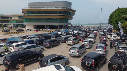 Sudah Ada 96.800 Penumpang Menyeberang Lewat Pelabuhan Bakauheni ...