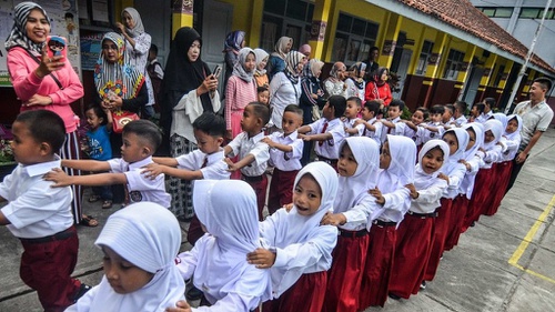 5 Tips Memilih Sekolah Yang Tepat Untuk Anak Menurut Kemendikbud Tirto Id