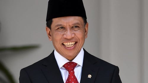 Nama menpora kita saat ini adalah