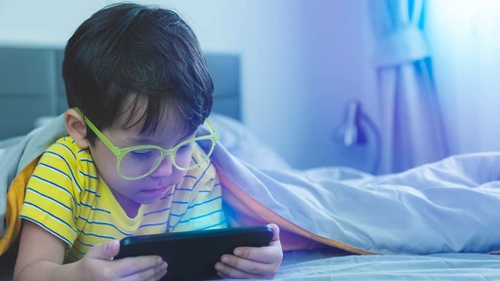 Cara Aman Terapkan Penggunaan Ponsel Pada Anak Selama Pandemi Tirto Id