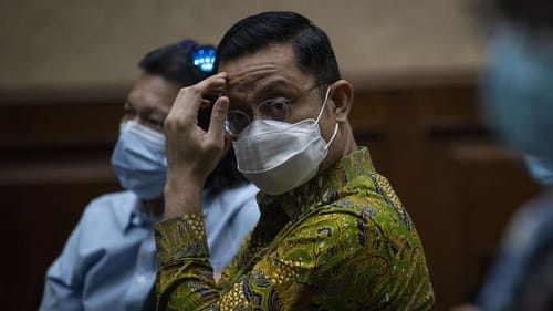 Korupsi Bansos: Penny Diancam Hukuman Berat, Kok Juliari Rendah?