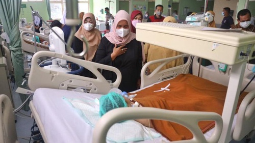 Pemerintah Prematur Simpulkan Obat Sirop Penyebab Ginjal Akut?