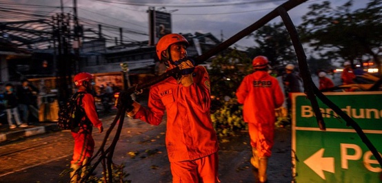 Angin Puting Beliung Menerjang Sumedang dan Kabupaten Bandung