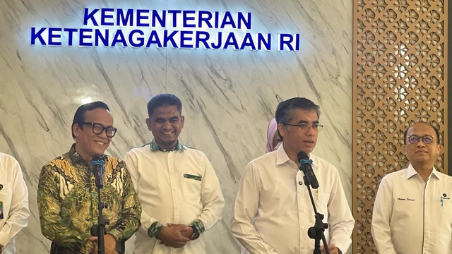 Menaker Sebut Pegawai PT Sritex yang Kena PHK Tetap Dapat THR