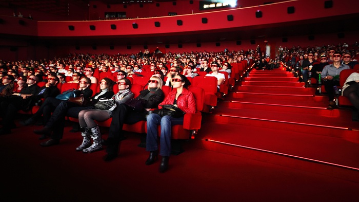 Ilustrasi penonton film di bioskop. FOTO/Istock
