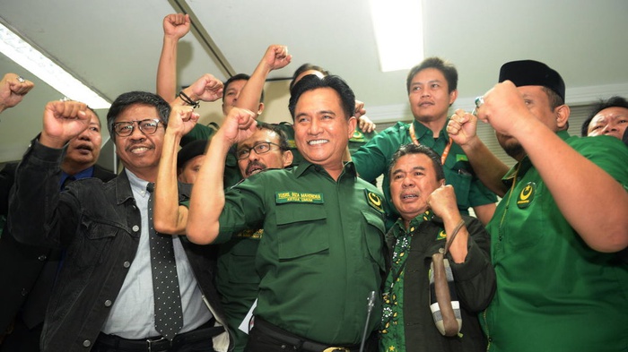 Yusril Membela Jokowi & Petuah Rizieq Soal Cueknya Prabowo ke PBB