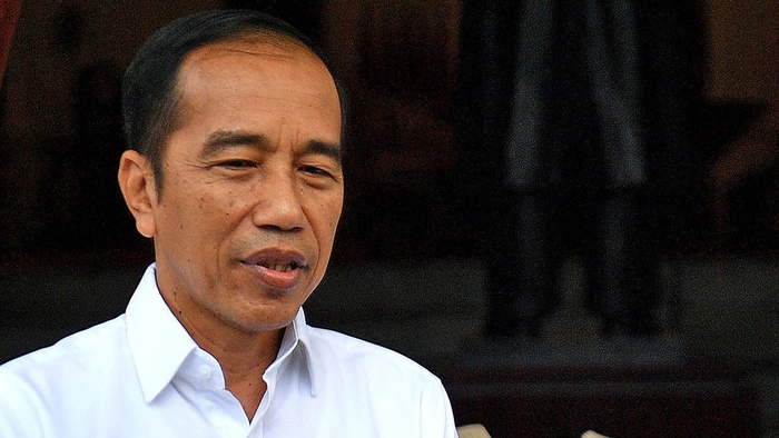 Presiden Joko Widodo menyampaikan konferensi pers terkait virus corona di Istana Merdeka, Jakarta, Senin (2/3/2020). ANTARA FOTO/Sigid Kurniawan/foc.