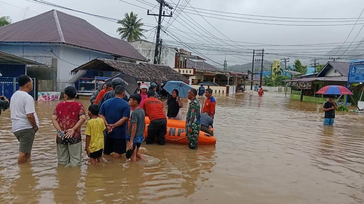TNI AD Tegaskan Komitmen Tangani Bencana Alam di Aceh & Sumbar