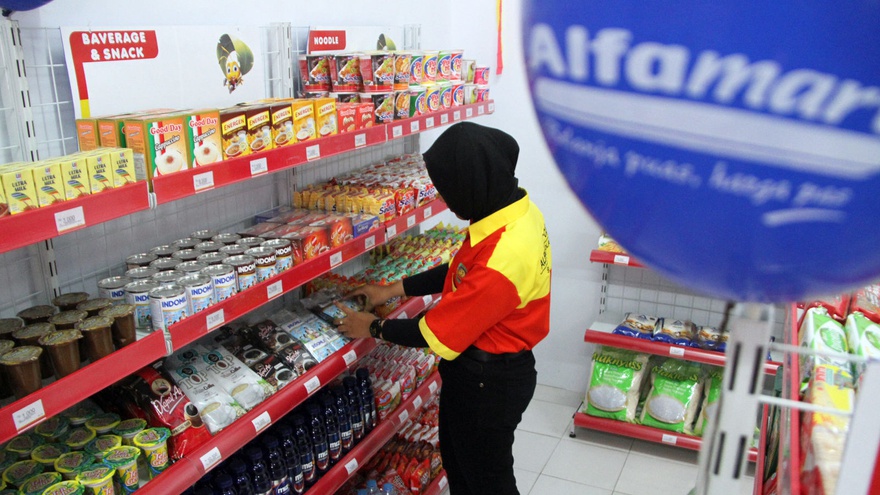 Benci Tapi Rindu Minimarket 