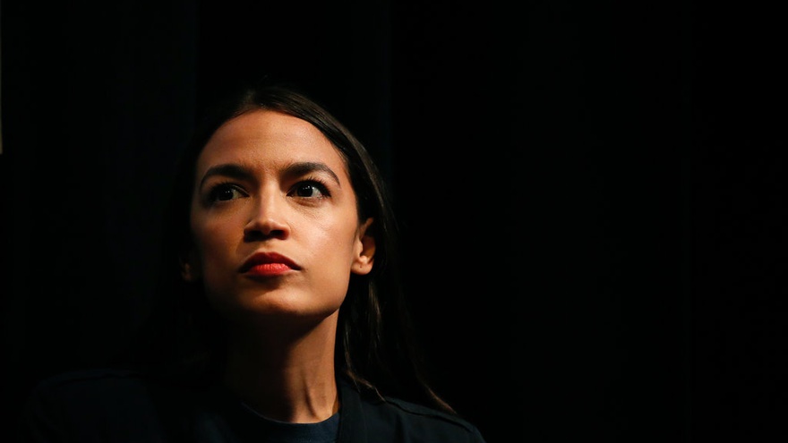 Dicemooh Politikus Kolot Alexandria Ocasio Cortez Menari Lagi Tirto Id