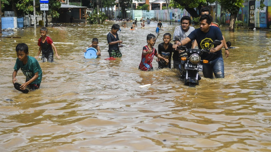 Jenis Banjir Dan Penyebabnya Dari Rob Bandang Sampai Lumpur Tirto Id