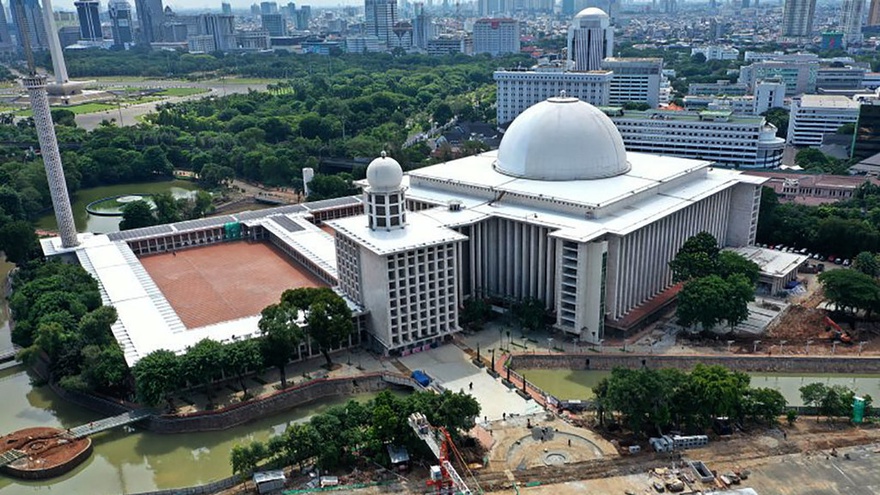 Istiqlal Dan Katedral Dalam Catatan Sejarah Tirto Id