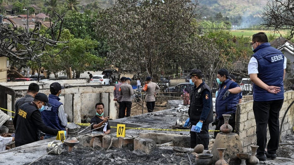 Belajar Kasus Kebakaran Sade: Mitigasi Kampung Adat Masih Nol