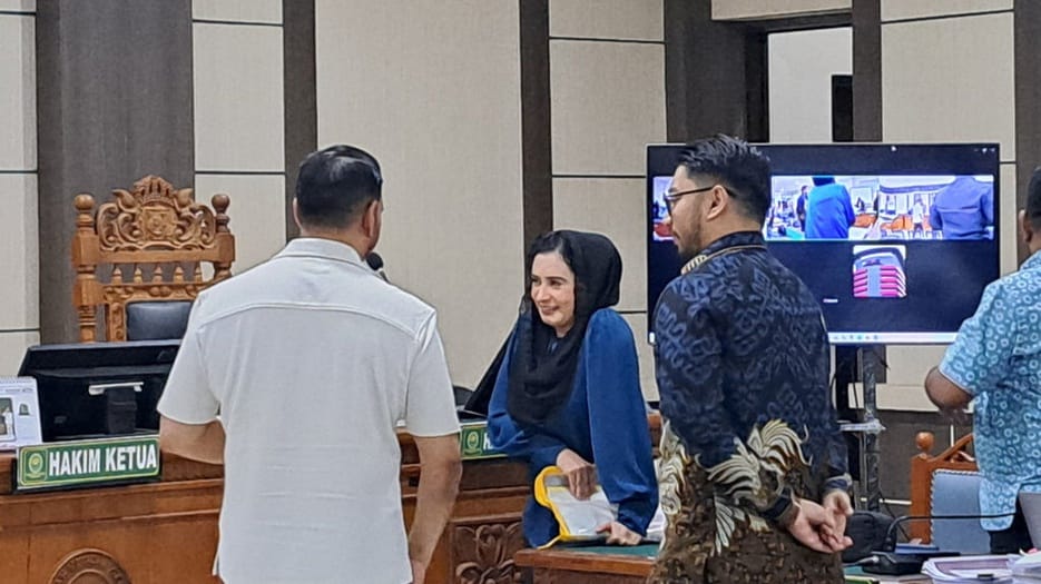 Keterlibatan dan Bantahan Suami-Anak di Kasus Eks Bupati Fadia