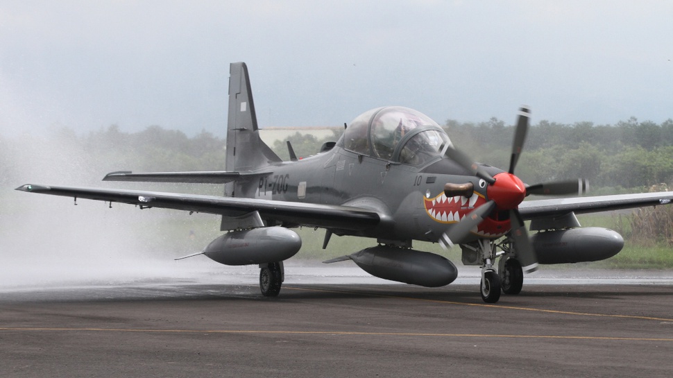 Pesawat Latih TNI AU Super Tucano Jatuh di Pasuruan