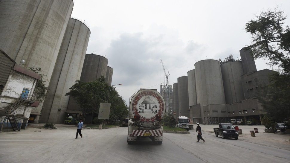 Pabrik Semen Rembang Diminta Beroperasi pada 2017