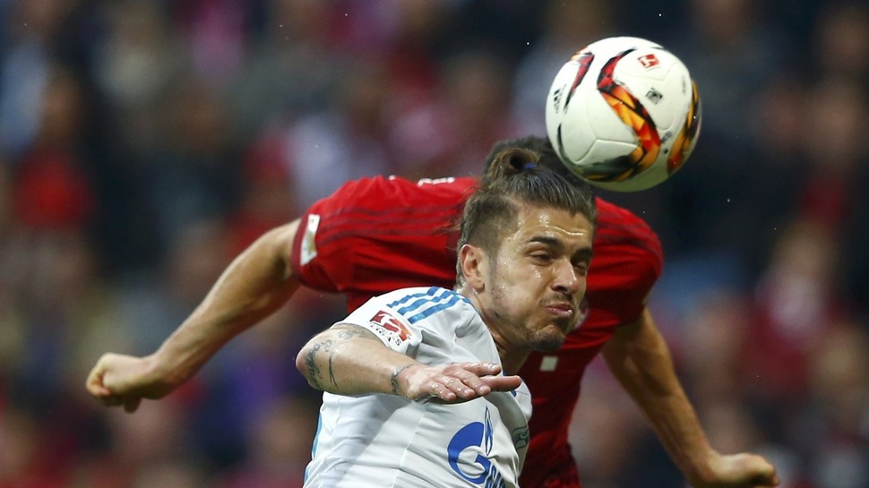 Lewandowski Bawa Bayern ke Puncak Klasemen