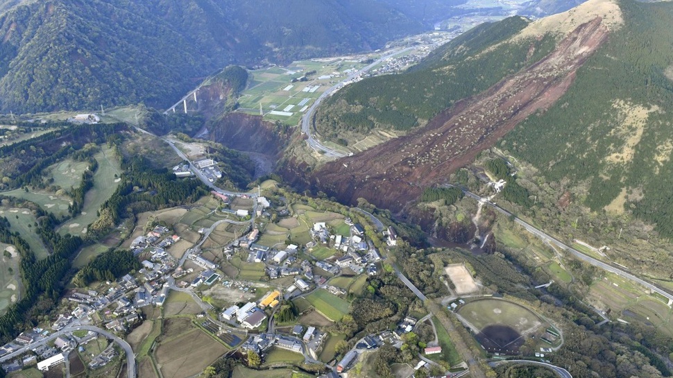Badan Nuklir Jepang Pastikan Reaktor Aman Pascagempa