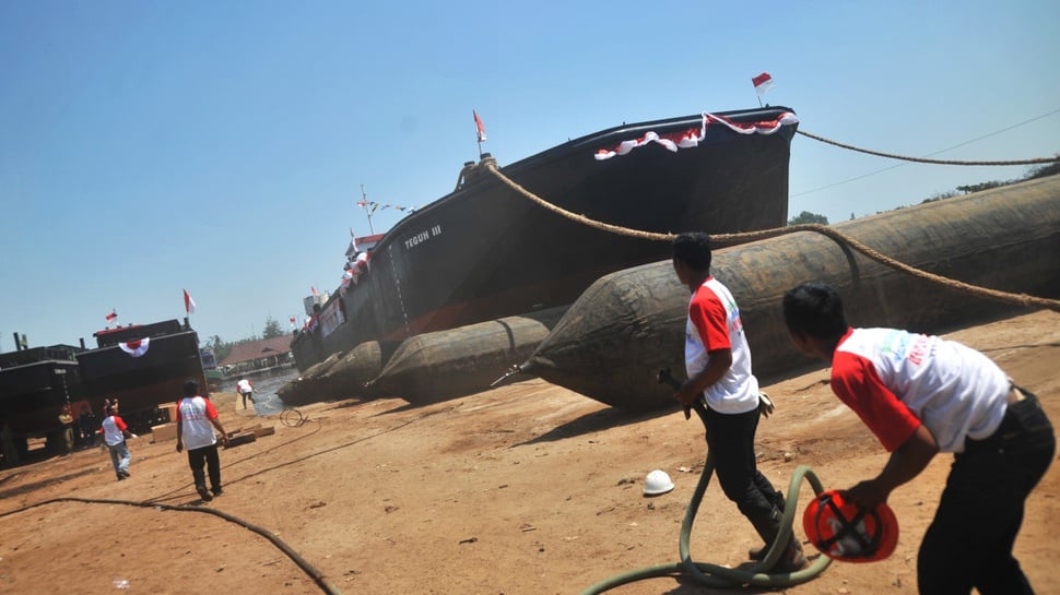 Indonesia Tertarik Tingkatkan Kerja Sama Galangan Kapal deng