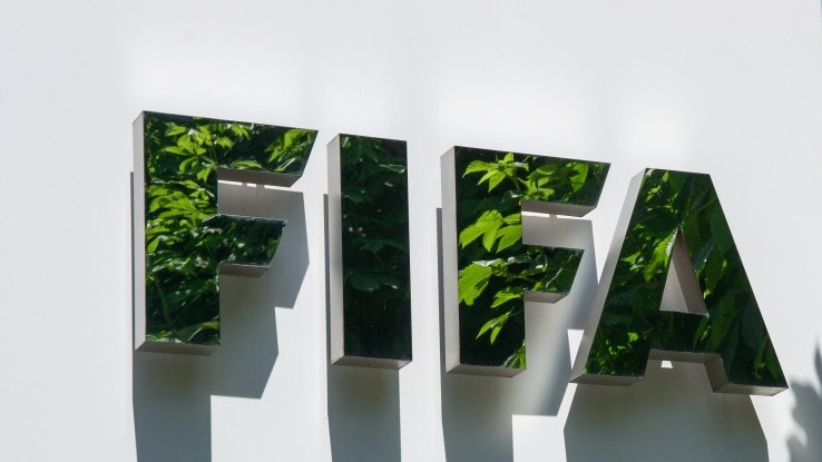 Terima Suap, Direktur Keuangan FIFA Dipecat