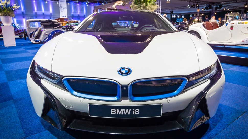 BMW Gandeng Intel dan Mobileye Produksi Mobil Swakemudi