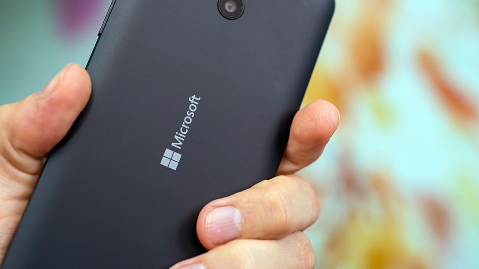Microsoft Akan Tutup Divisi Feature Phone
