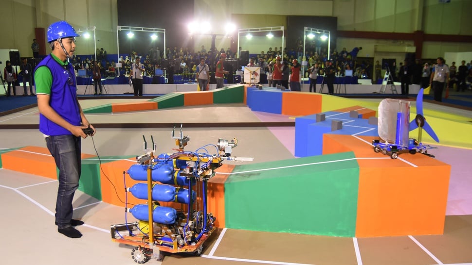 Mahasiswa Indonesia Jago Buat Robot
