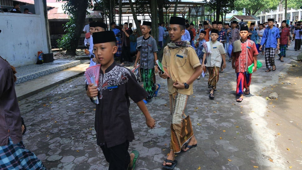 2016/06/13/TIRTO-merayakan-ramadan-di-pesantren-01.JPG