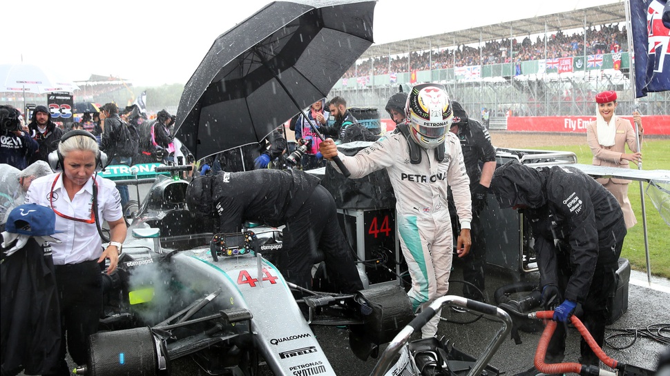 Lewis Hamilton Raih Kemenangan di Silverstone