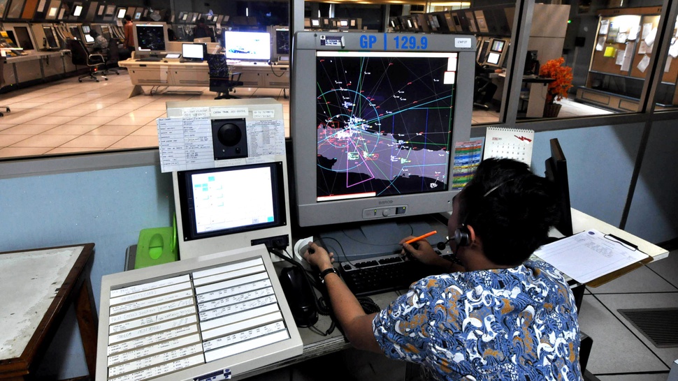Pilot Diimbau Waspadai Balon Udara di Langit Jawa Tengah