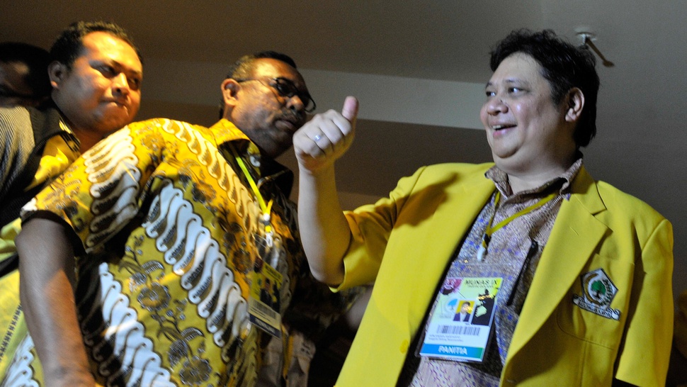 Airlangga Ketum Golkar: Fadli Zon Desak Jokowi Reshuffle Kabinet