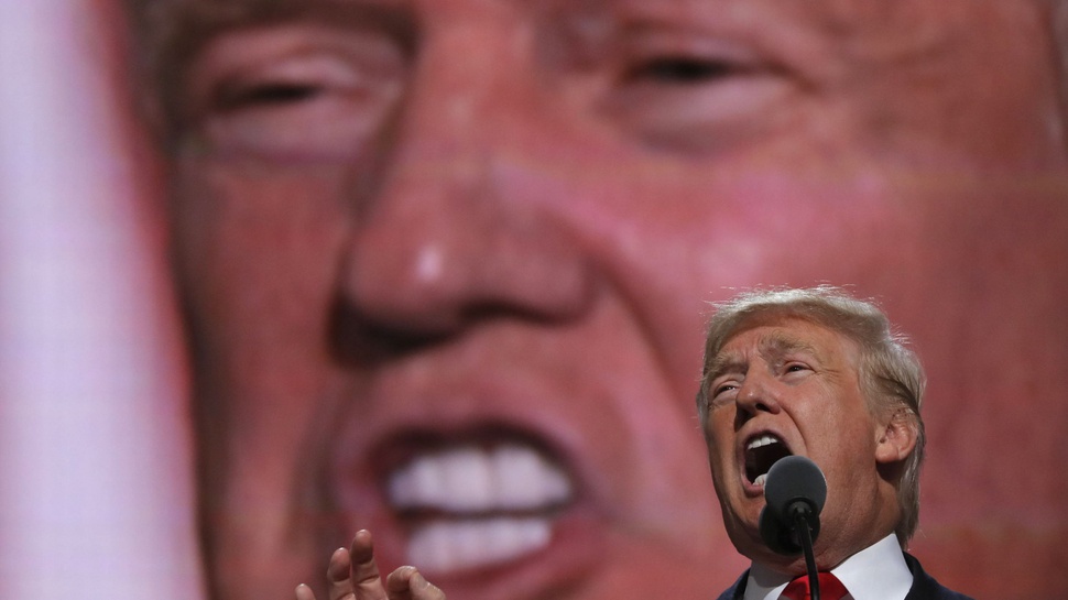 Kasus Pajak Trump Jadi Bahan Debat Cawapres AS