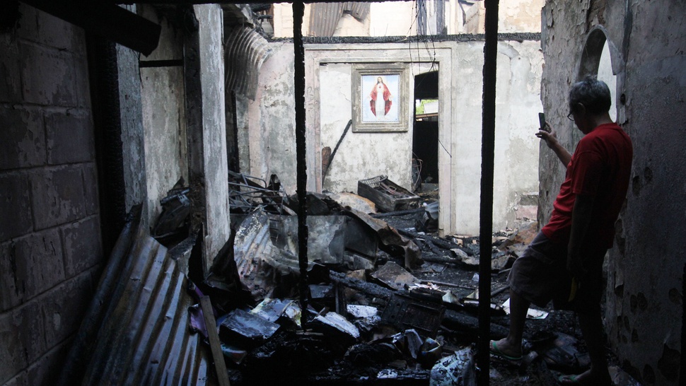 Kebakaran Landa Pemukiman, Seratus Rumah Terbakar 