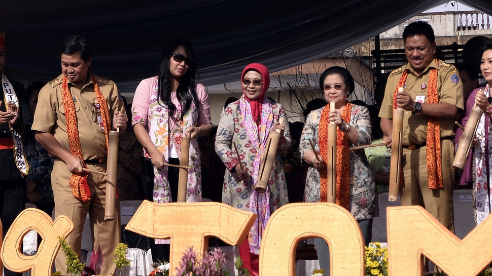 Budaya Etnik Bali Hiasi Eksterior Ultah Megawati
