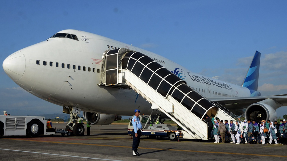 Penerbangan Menuju Makassar Dialihkan akibat Cuaca Buruk