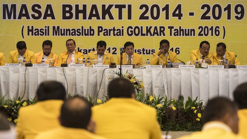 2016/08/12/TIRTO-antarafoto-pengukuhan-pengurus-partai-golkar-120816-sgd-6.JPG