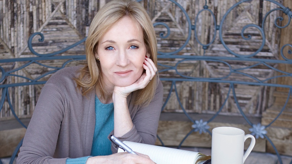 Penyebab RIP JK Rowling Jadi Trending: Bukunya Dinilai Transphobic
