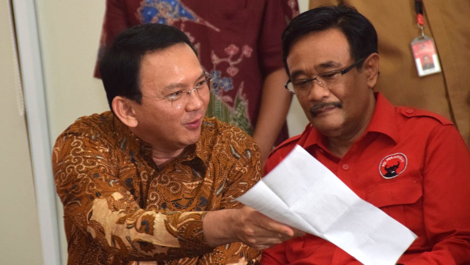 Megawati Antar Ahok-Djarot Mendaftarkan Diri ke KPU Jakarta