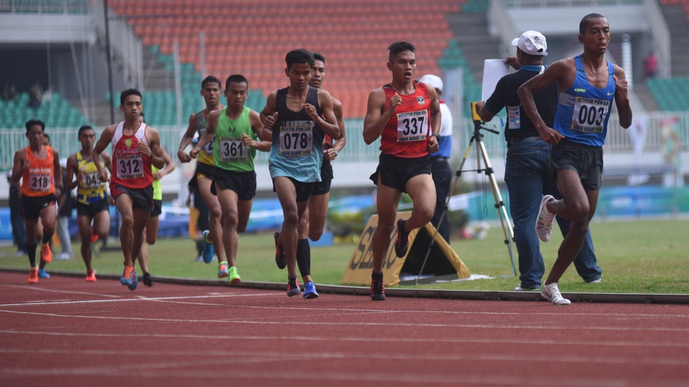 Agus Prayogo Terdepan di Nomor Lari  5000 Meter Putra
