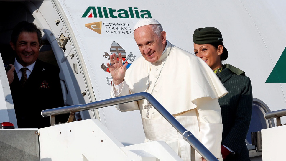 Bertolak ke Mesir, Paus Fransiskus Dorong Rekonsiliasi 