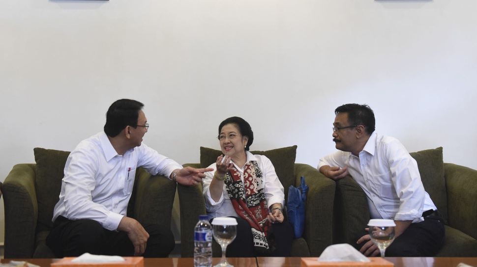 Megawati Meminta Ahok Hati-hati Bicara Kepada Media