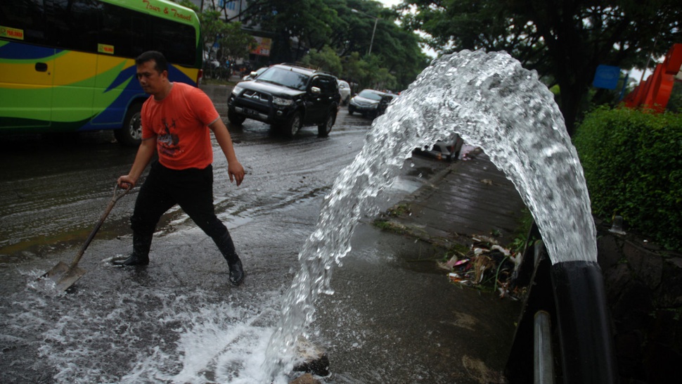 Minimnya Drainase Jadi Penyebab Bandung Banjir