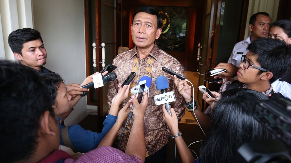 Terkait Patrialis, Wiranto Sebut Seleksi Hakim MK Kebobolan 